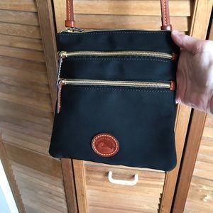 Dooney and Bourke Nylon Crossbody Purse EUC.